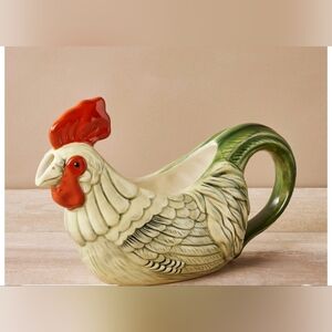 Rooster gravy boat
